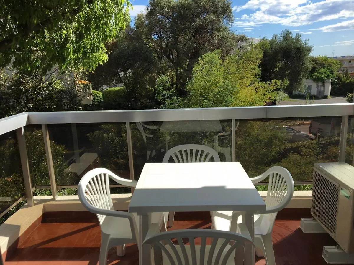 Studio Cabine 4P Juan-Les-Pins Pierre&Vacances Antibes 0*,  France