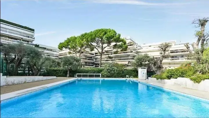Studio Cabine 4P Juan-Les-Pins Pierre&Vacances Antibes